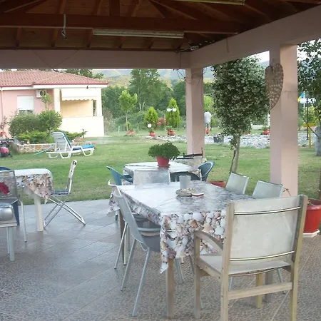 Kargas Apartment *
