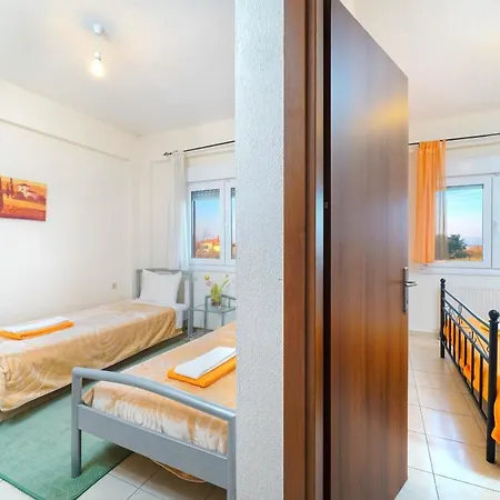 Kargas Apartment *